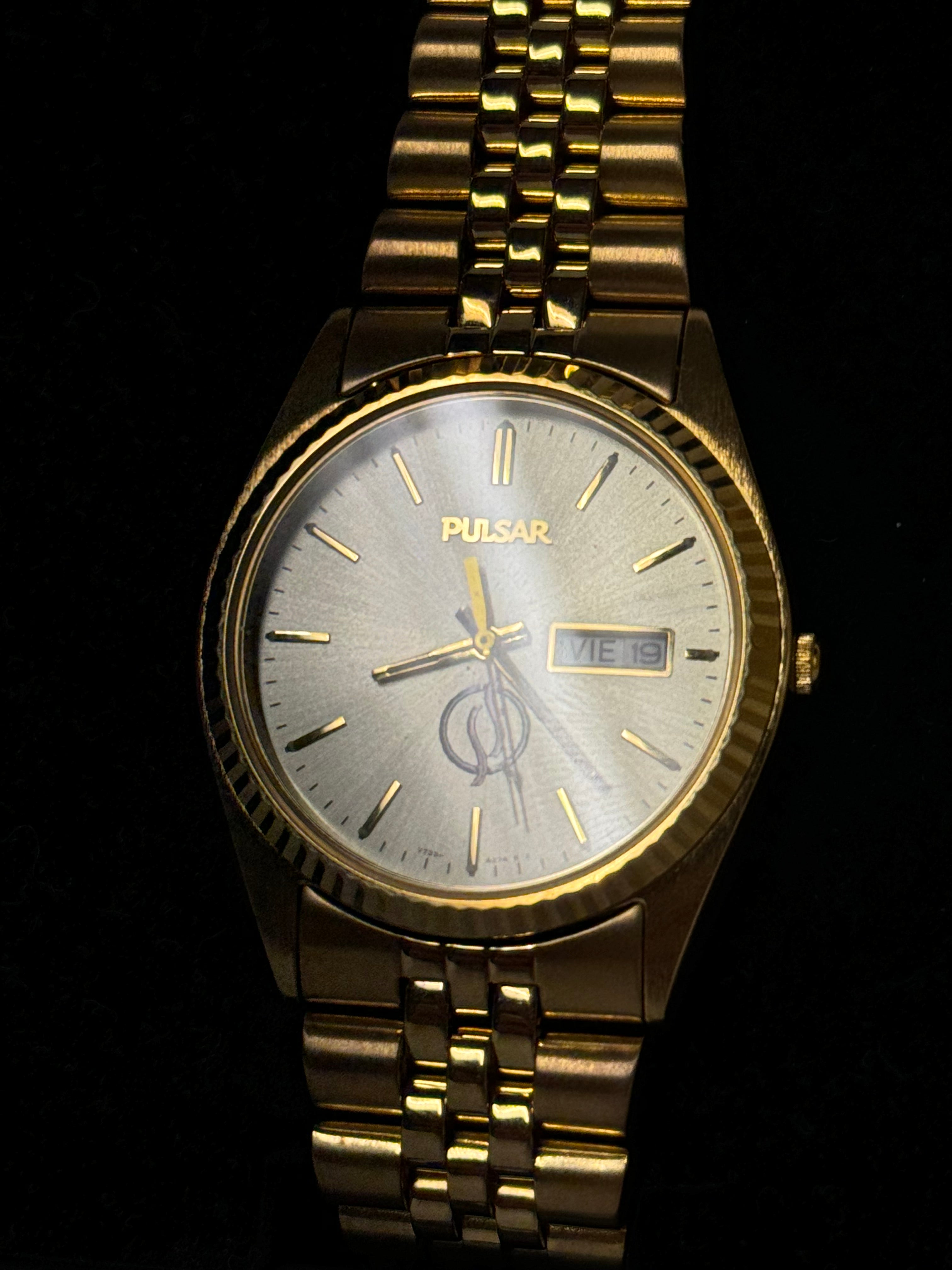 Pulsar Mannen Gouden Horloge